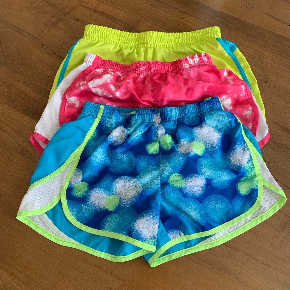 Girls athletic shorts size 10. Great condition!